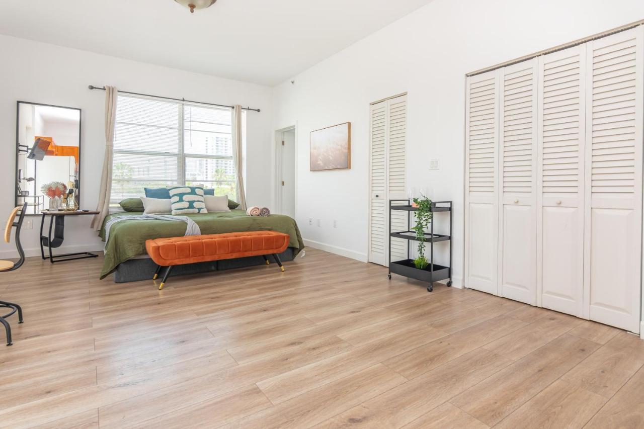 Home Miami Downtown With Balcony - 5 Minutes From Wynwood & Port - Art District Near Beach Exterior photo